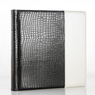 Album Fotograficzny Exclusive CROCODILE ET PEARL  33x33cm/50 kart